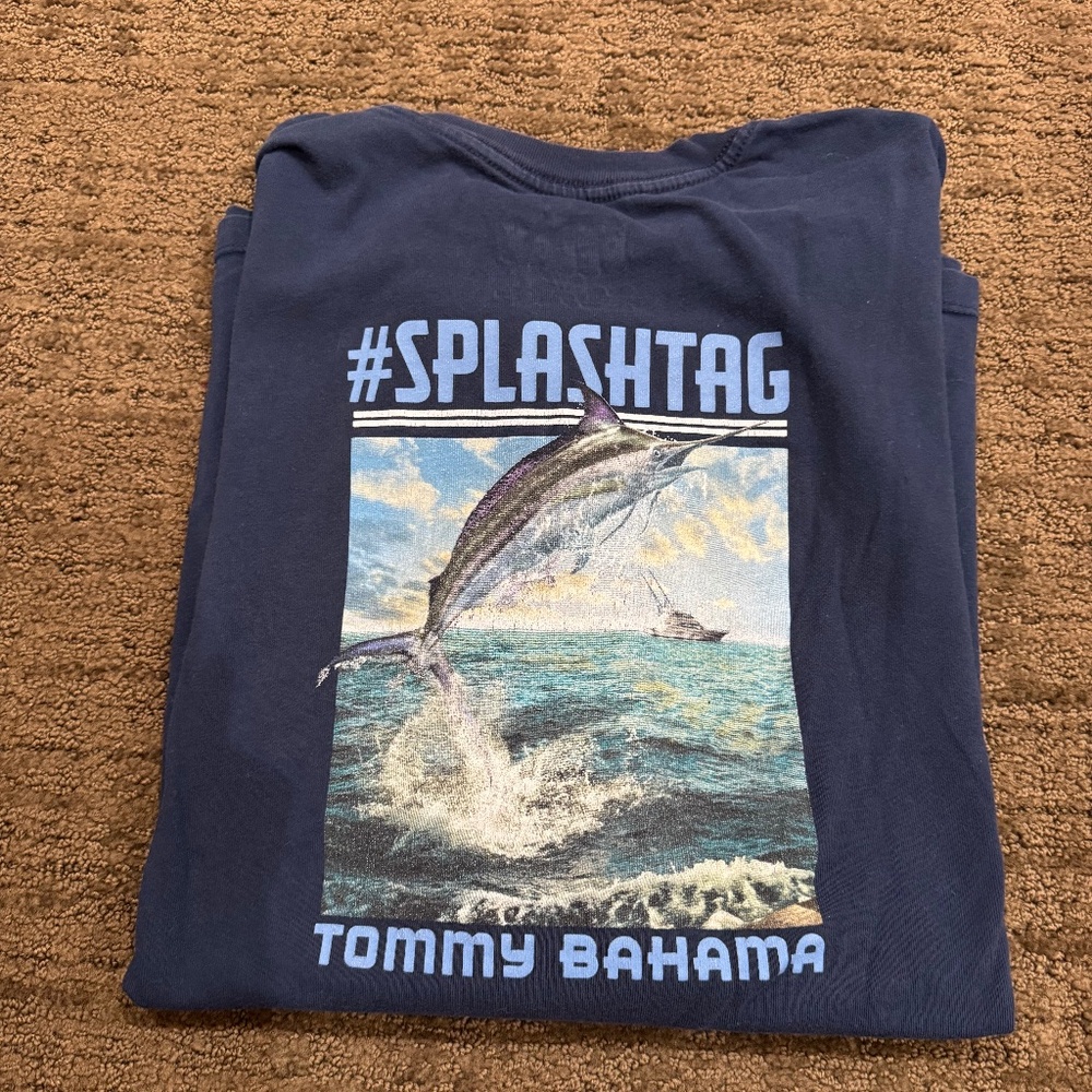 Tommy Bahama T-shirt Fishing